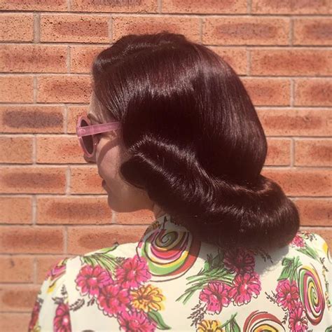 How To Vintage Style Horseshoe Haircut