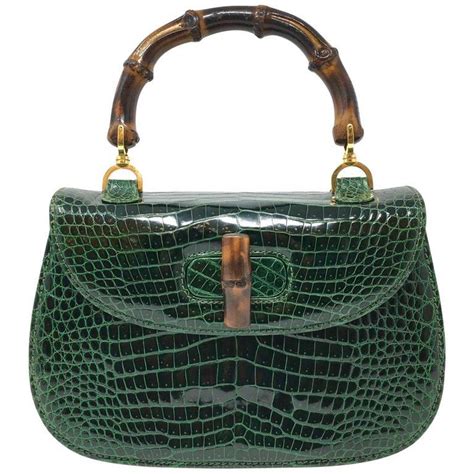 This is lovely iconic gucci bamboo bag. Gucci Vintage Bamboo Green Crocodile Leather Bag | Gucci ...