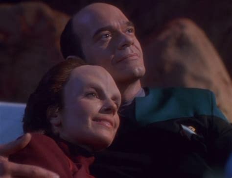 Star Trek Voyager Rewatch Lifesigns
