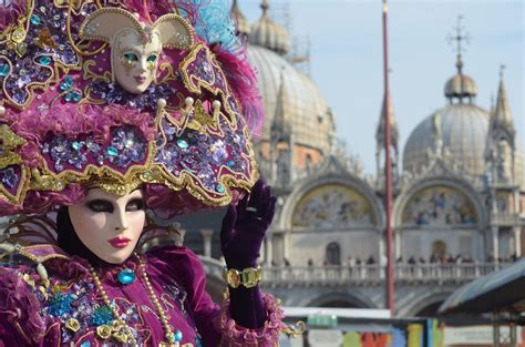 Carnival Of Venice Day Trip From Florence Italy On A Budget Tours
