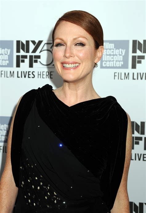 Julianne Moore Pictures Hotness Rating Unrated