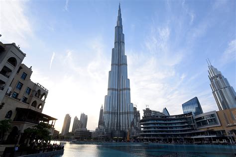 Free Photo Burj Khalifa Architecture Tower Tourist Attraction