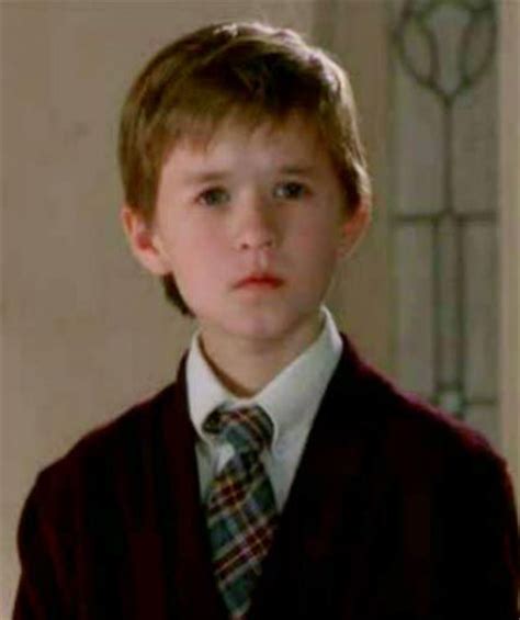 Haley Joel Osment Is All Grown Up Kid The Ojays And The Kid