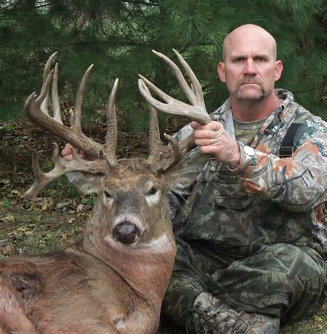 Iowa Double Beam Buck Scored 219 Big Deer