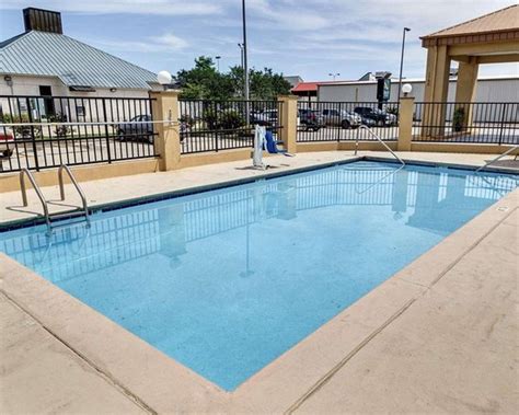 $100,000 (mar 10) save this home. QUALITY SUITES BATON ROUGE EAST DENHAM SPRINGS $59 ($̶7̶1̶ ...