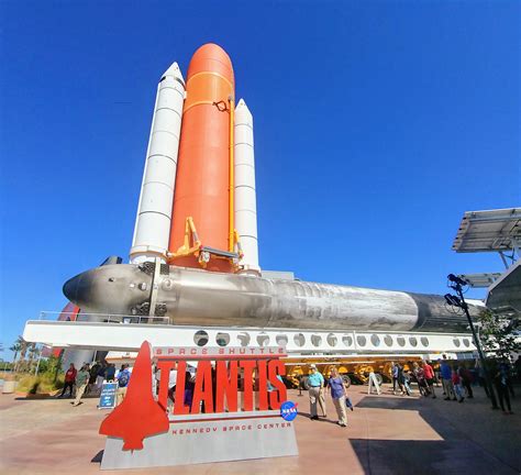See A Spacex Falcon Heavy Booster At The Kennedy Space Center Visitor