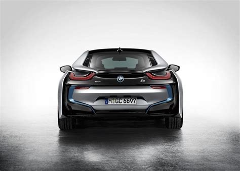 Bmw I8 Hybrid Supercar Primed For 2014 Auto Expo Debut Motophilic