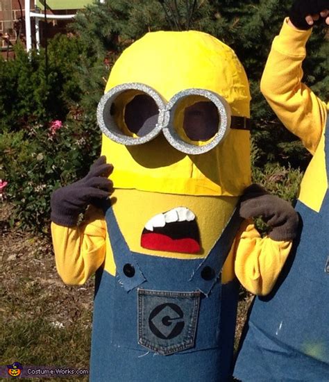 Diy Despicable Me Minions Group Costume Best Diy Costumes Photo