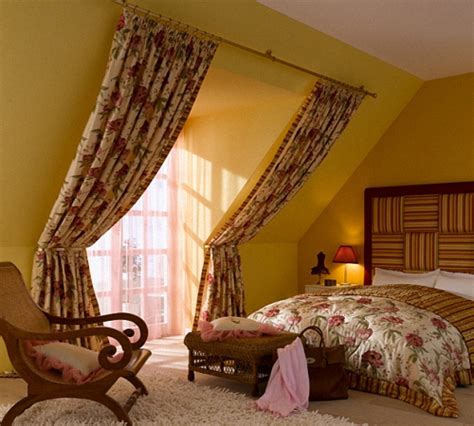 Curtains For Dormer Windows Photo Ideas Advice On Choosing