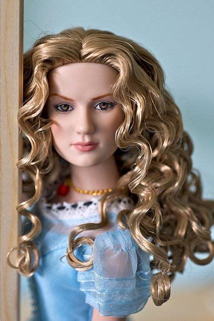 Alice Kingsleigh Alice In Wonderland Doll Disney Princess Barbies Alice In Wonderland