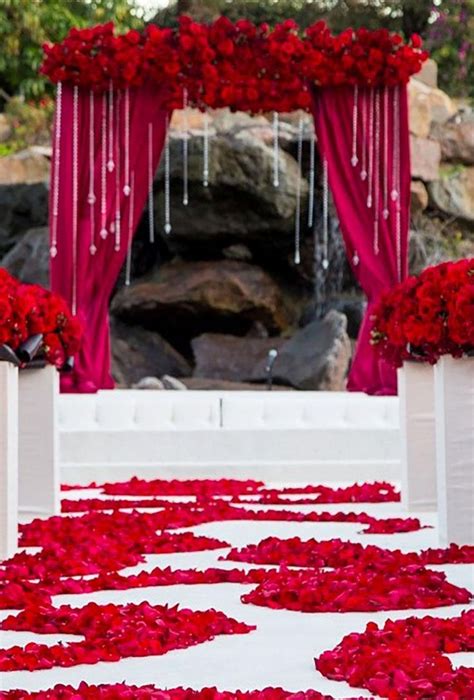 Valentines Day Wedding Ideas Up The Romance Factor At Your Wedding