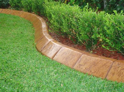 25 Best Garden Edging Ideas And Design You Can Try In 2022 Concrete