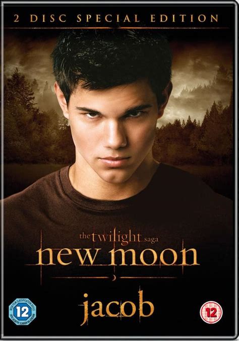 The Twilight Saga New Moon 2009 Poster Us 560700px