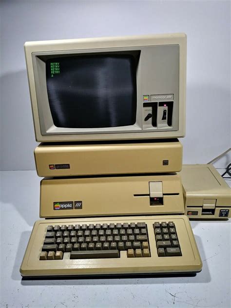 Rare Vintage Apple Iii Computer System Wexternal Disk And Profile