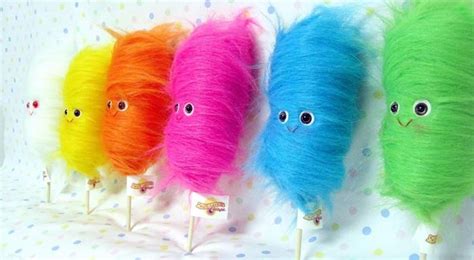 Goreng dengan saringan dari jarak 20 cm dariatas kuali yang bernyala. Cara Membuat Gulali Gula Pasir Sederhana - Sipendik