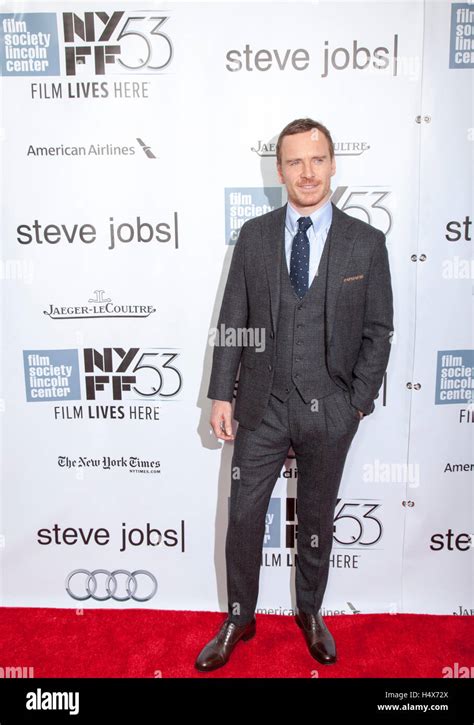 michael fassbender attends the steve jobs premier at the 53rd new york film festival at the film