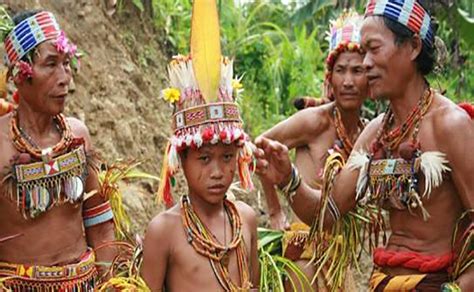 5 Suku Asli Yang Ada Di Riau Selain Suku Melayu