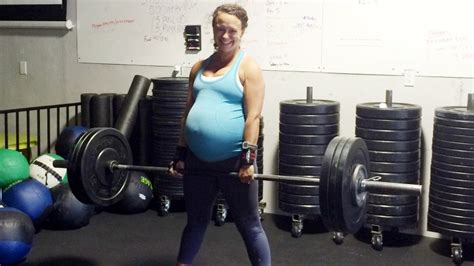 Lifting For Two Pregnant Woman Stuns With Weight Lifting At 40 Weeks