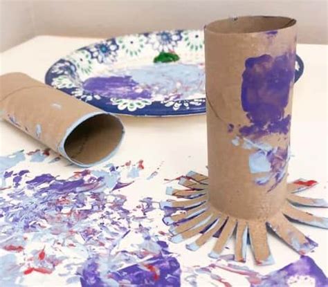 5 Ways To Paint With Toilet Paper Rolls That Toddler And Preschool Love
