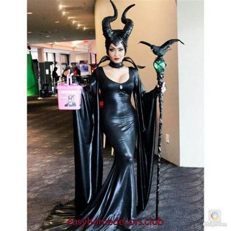 Disney In 2020 Maleficent Cosplay Halloween Outfits Maleficent Halloween Costume