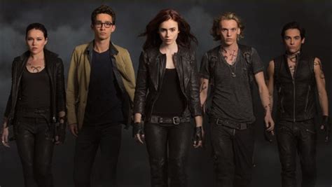 City of bones compare to the book? The Mortal Instruments: City of Bones - Film Review ...