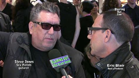 Sex Pistols Steve Jones Talks Johnny Ramone Bio And Never