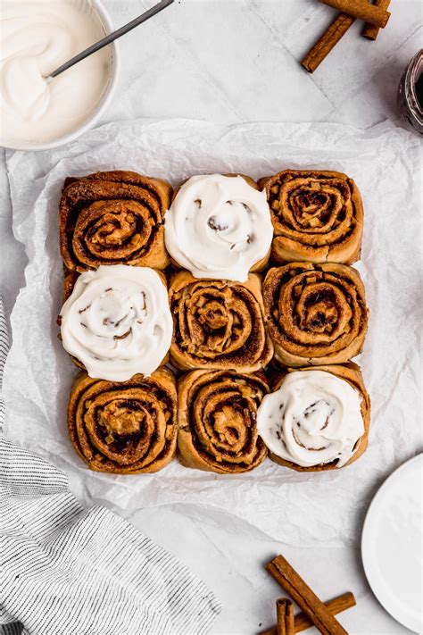 5 Minute Cream Cheese Frosting For Cinnamon Rolls Cravings Journal