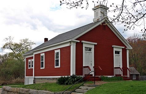 Little Red Schoolhouse Located In North Attleboro Massach Flickr