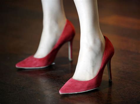 Japanese Women Urged To Empower Themselves By Wearing High Heels