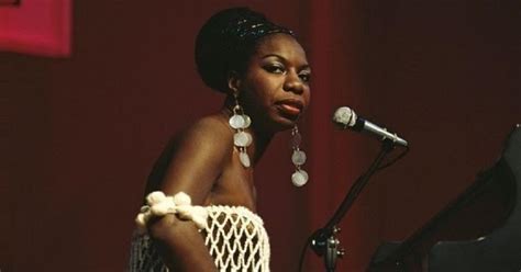 Nina Simone Bio Early Life Career Net Worth And Salary