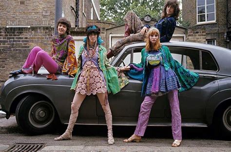 These Color Photos Capture The Psychedelic Hippie Fashion In London During The S Rare