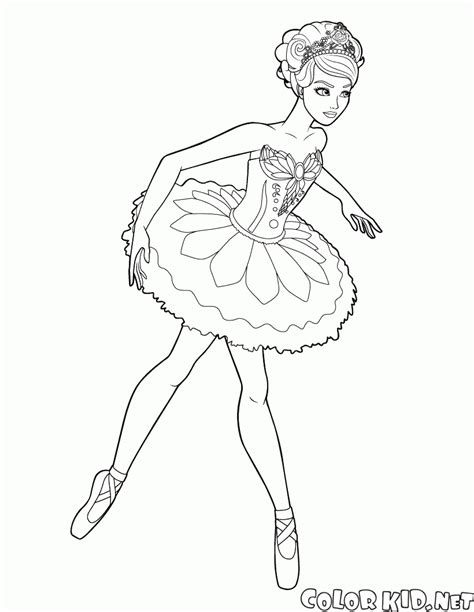 In questo disegno, barbie indossa un meraviglioso abito da ballo. Disegni da colorare - Barbie - Ballerina
