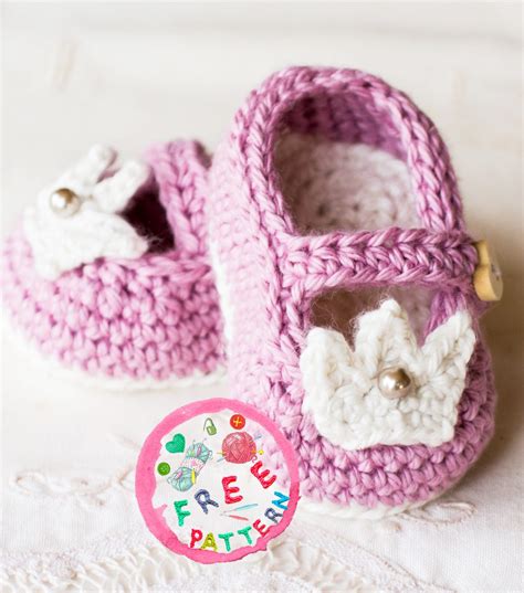 Princess Charlotte Baby Booties Model Free Crochet Pattern Hotcrochet Com