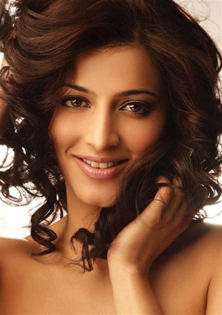 bollywood actress world original shruti haasan beautiful close up photo shoot
