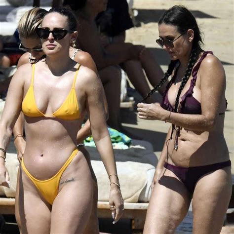Demi Moore And Rumer Holiday Bikini Pictures The Advertiser