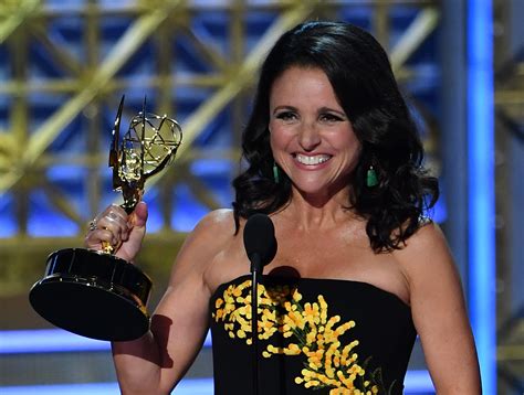 Veep Star Julia Louis Dreyfus Says She Has Breast Cancer Chicago