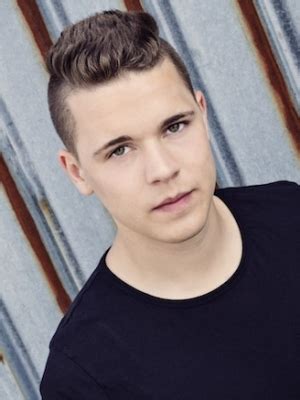 German dj and record producer specialising in tropical house. Felix Jaehn: Deutscher DJ entert US-Charts - laut.de - News