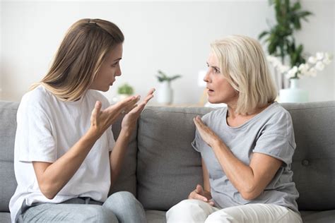 12 Signs Of A Toxic Daughter In Law And How To Deal With Her