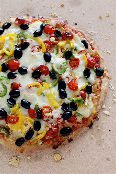 Mozzarella Cheese And Vegetable Pizza Divinetaste
