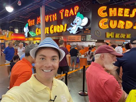 Derek James on Twitter: "First day at @WCCO, LIVE from the @mnstatefair