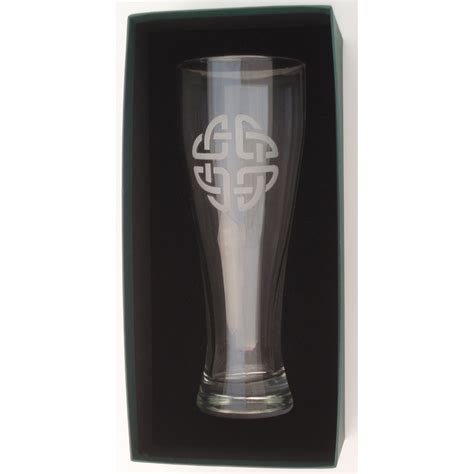 23 Oz Giant Beer Glass Etched Celtic Knot The Robert Emmet Company Inc