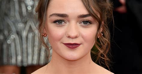 Maisie Williams 13 Top Selfies Ranked From Best To Even Better
