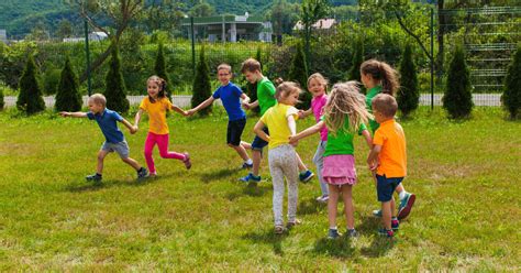 The Benefits Of Outdoor Play For Child Development