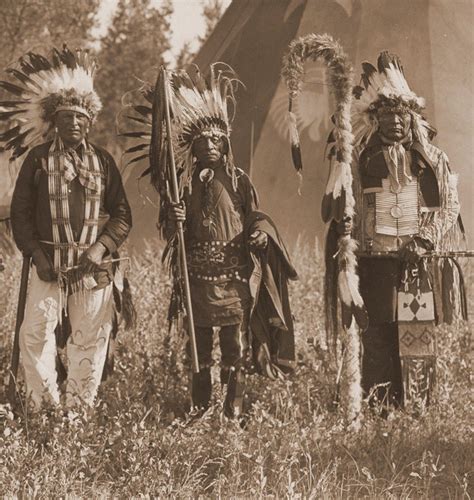 Amérindien Crow Creek Warriors On The Crow Reservation Etsy American Crow Crow History Of