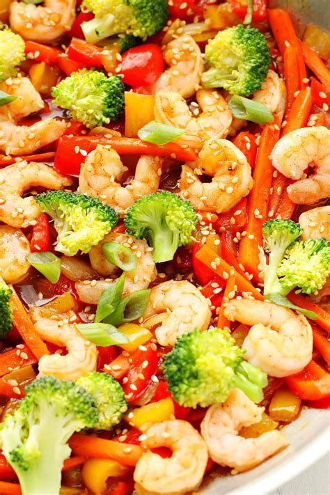 Using a slotted spoon, remove the shrimp and place on a plate. Easy Shrimp Stir Fry - Crunchy Creamy Sweet