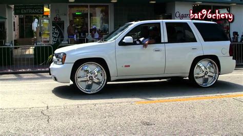 White Chevy Blazer Ss Lowered On 26 Dub Felon Floaters Ryding By