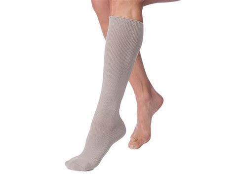 Jobst Farrowhybrid Adi Knee Length Ad Liner With Compression In The