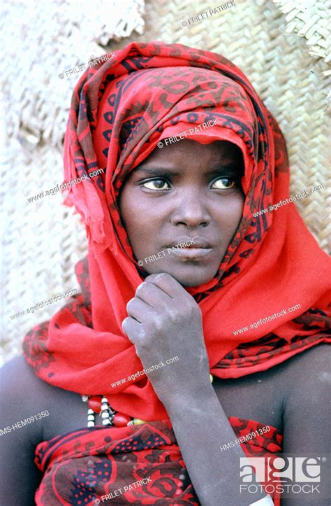 Djibouti Woman Of Afar Ethnic Group Living In Hagande Stock Photo