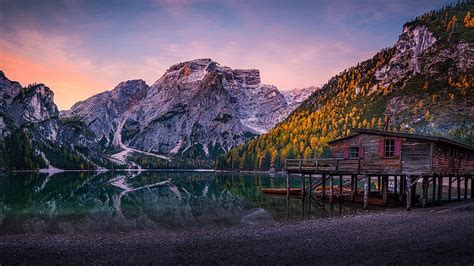 Lago Di Braies Dolomites Italu Lake Pragser Wildsee Autumn Morning