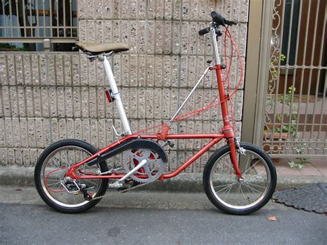 How old is your dog in human years? My OLD DAHON,s : OLD DAHON チェーンカバーを取り付けました